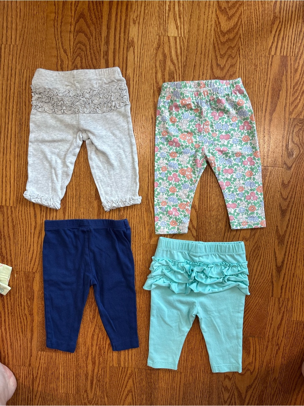 Baby Girl 3-6 month 4-Pack Leggings Set - Gray, Floral, Navy, Mint ruffle butt